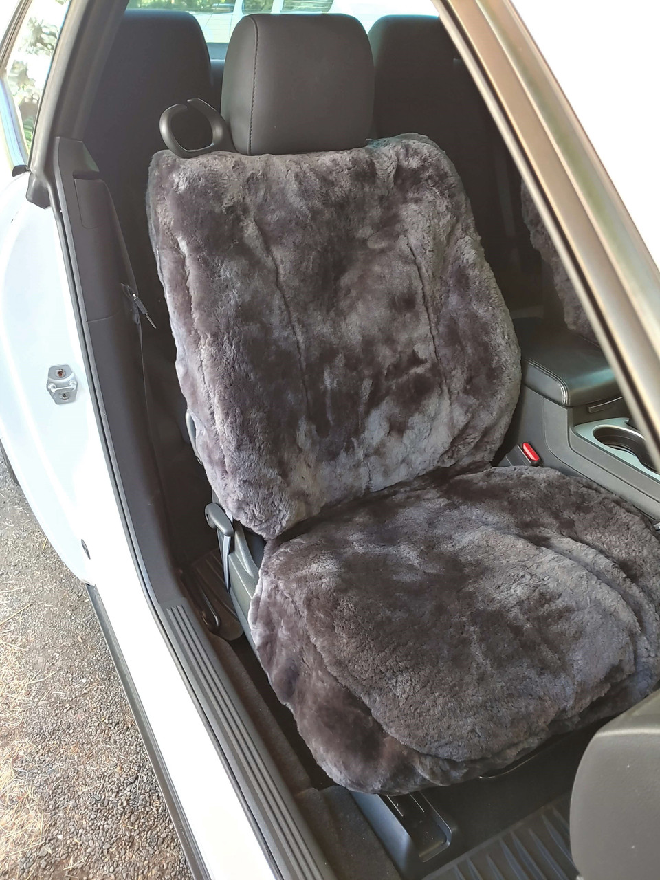what-makes-sheepskin-seat-covers-so-effective.jpg